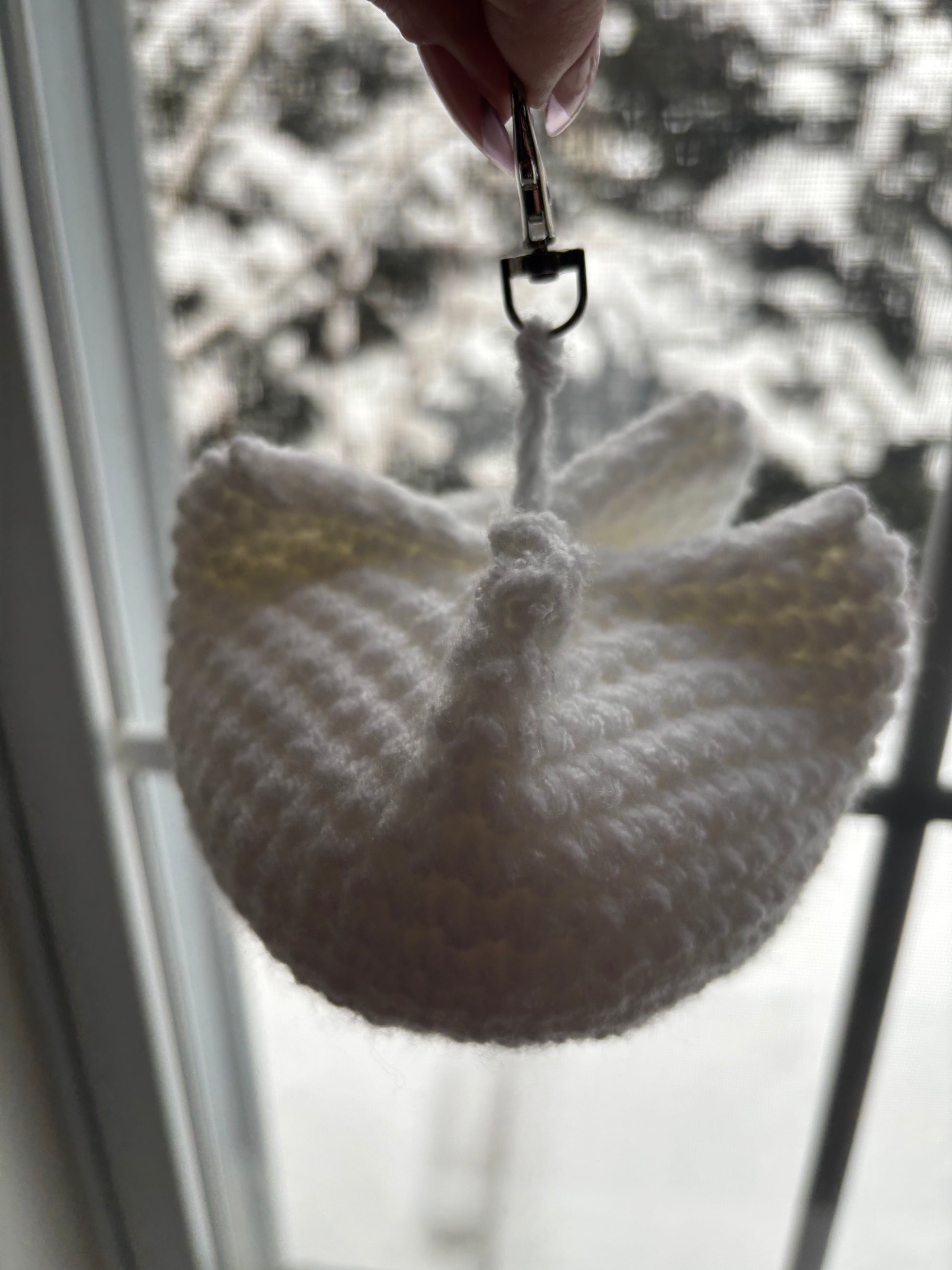 White Crochet Tulip Keychain