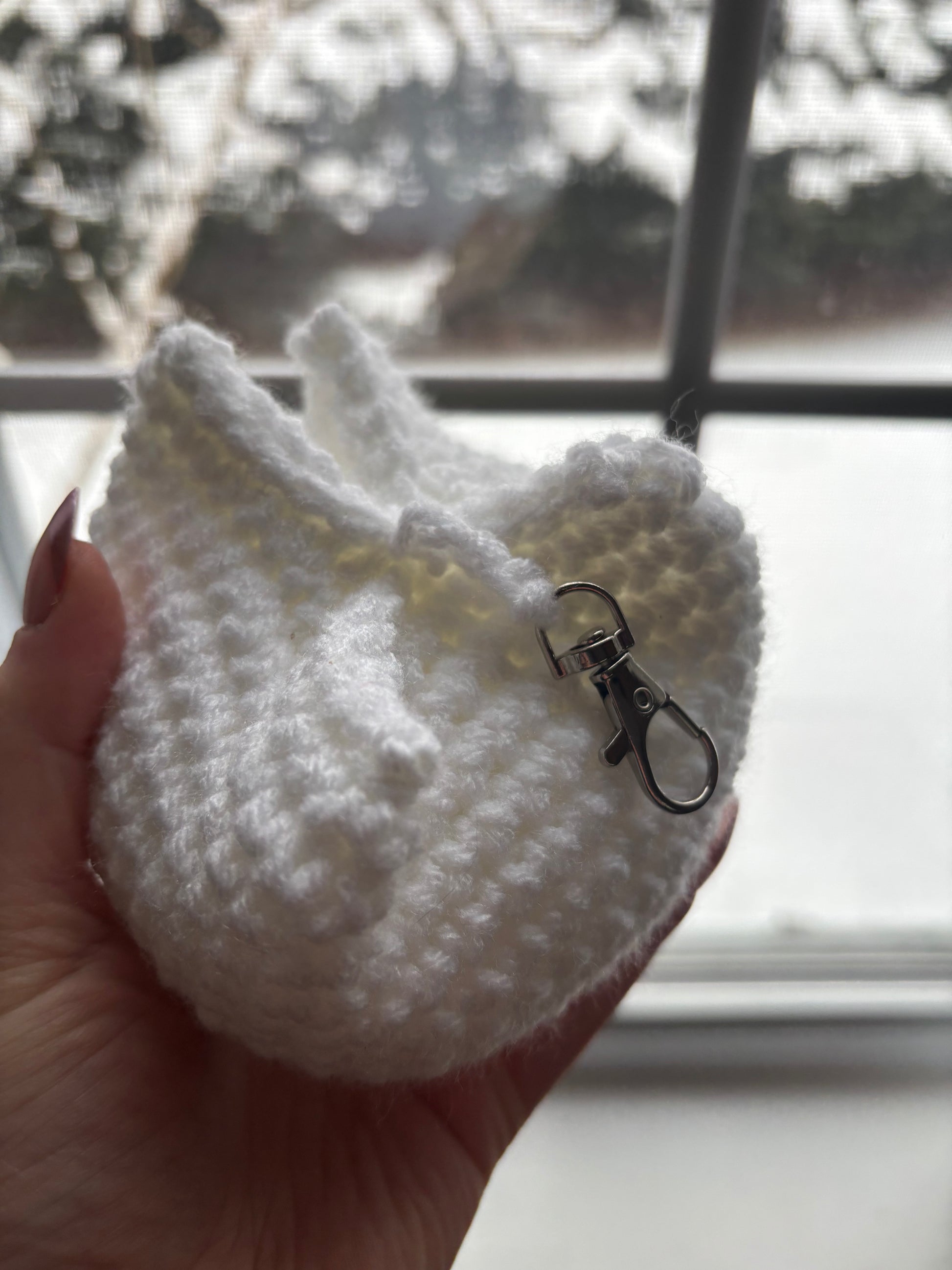 White Crochet Tulip Keychain